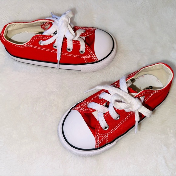 Toddler Converse - Picture 12 of 12